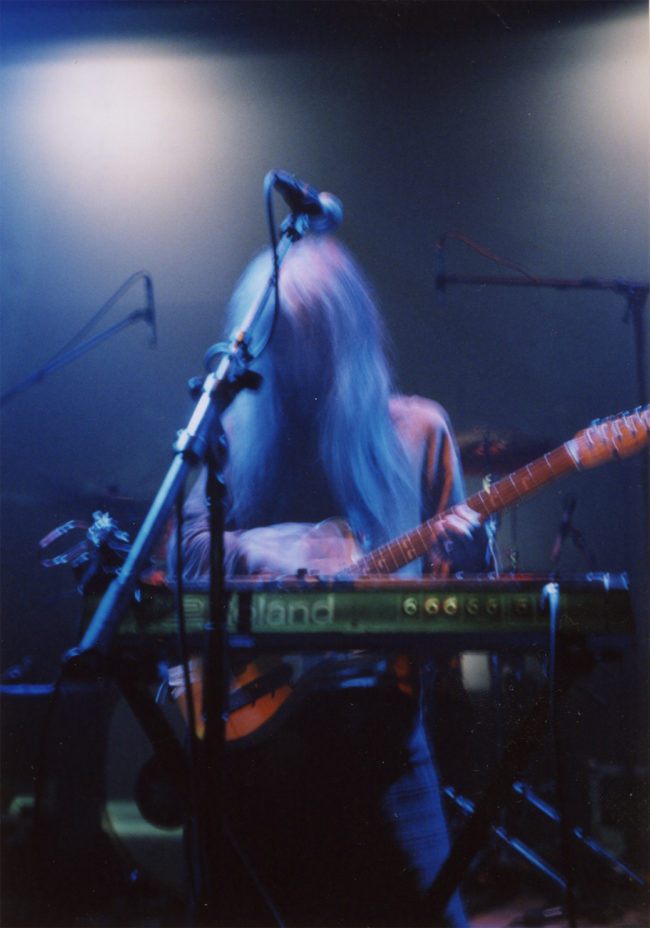 01ACIDMOTHERTEMPLE